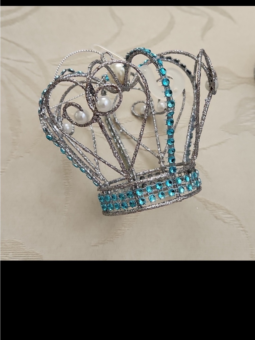 2 Wire Crown w faux pearls Holiday Christmas Ornament - Picture 4 of 14